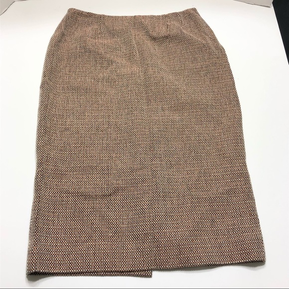 Doncaster Skirt Size 8 Gold Accent Inner Lining - Picture 1 of 9